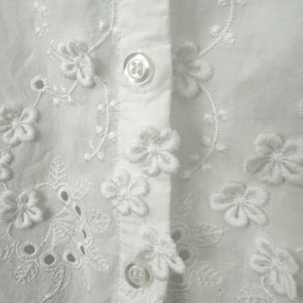SUSAN GRAVER Pure Eyelet Applique 3D Button Front SHIRT Top 1X White Lace - Picture 6 of 14